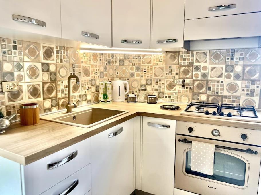 Apartamento Zona Fiera A 10 Minuti Dal Centro Con Parcheggio Verona Exterior foto
