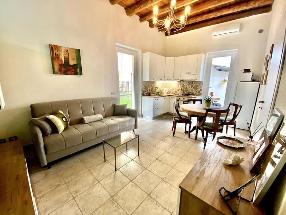 Apartamento Zona Fiera A 10 Minuti Dal Centro Con Parcheggio Verona Exterior foto