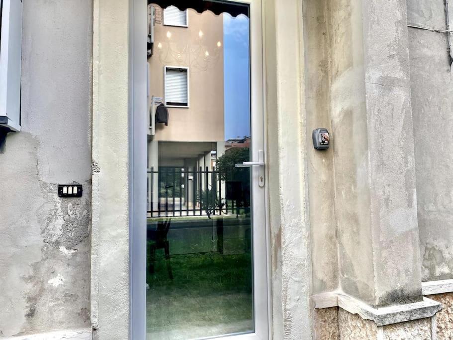 Apartamento Zona Fiera A 10 Minuti Dal Centro Con Parcheggio Verona Exterior foto